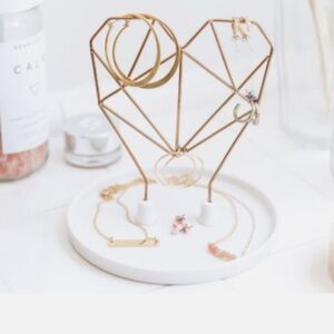 Wire Heart Rose Gold and Ceramic Jewelry Holder